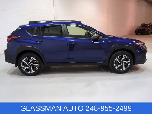 Certified 2025 Subaru Crosstrek 2.5i Premium AWD/4WD image 2