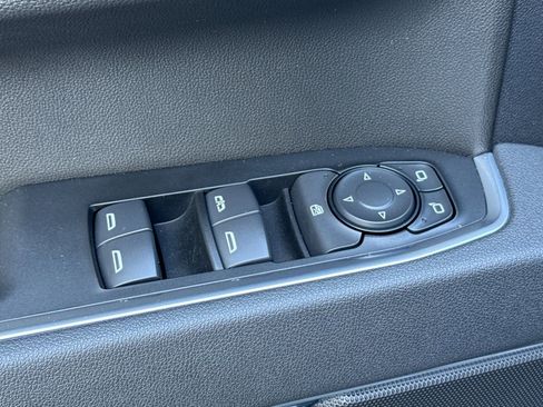 Used 2026 Chevrolet Silverado 1500 LT image 13