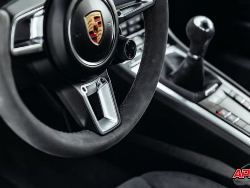 Used 2018 Porsche 718 Cayman GTS RWD image 26