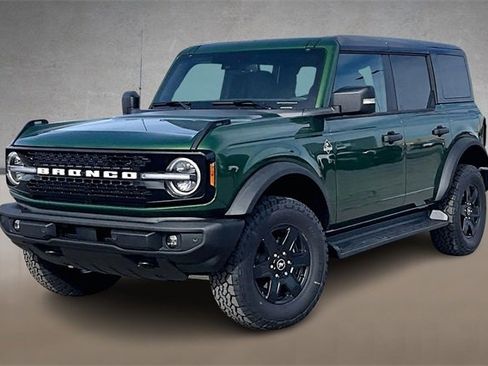 New 2025 Ford Bronco Outer Banks image 1