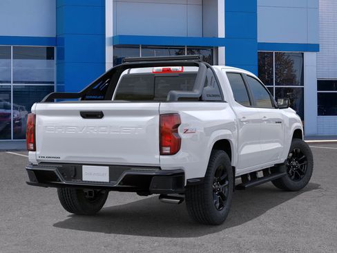 New 2025 Chevrolet Colorado Z71 w/ Midnight Edition image 4