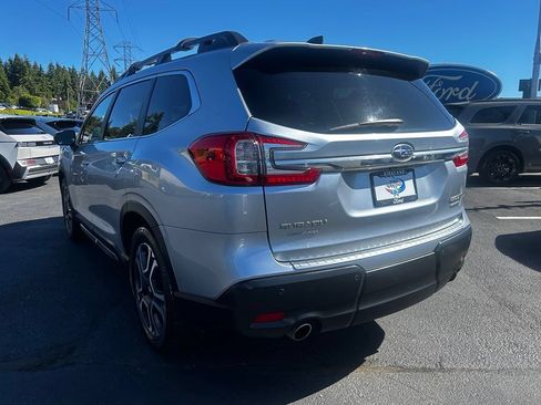 Used 2023 Subaru Ascent Limited AWD/4WD image 3