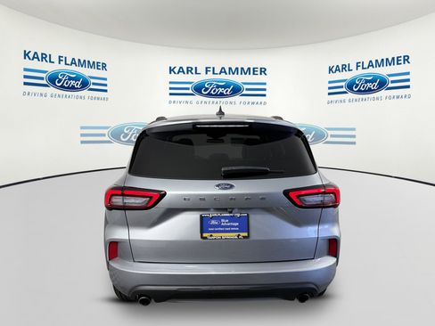 Certified 2024 Ford Escape ST-Line FWD image 4