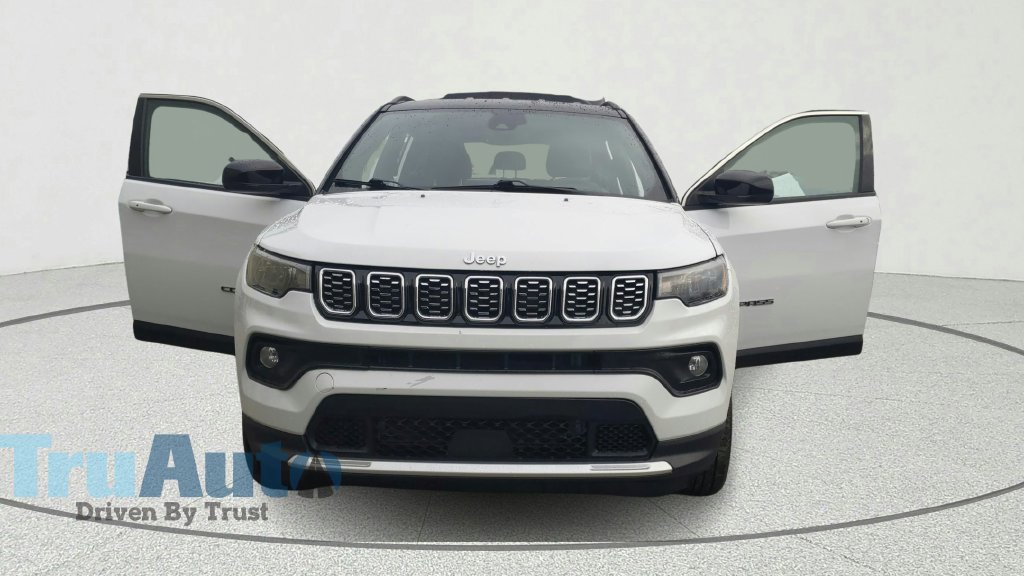 Used 2024 Jeep Compass Limited AWD/4WD image 10