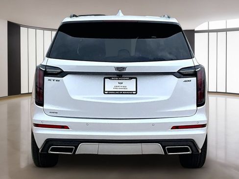 Certified 2024 Cadillac XT6 Sport w/ LPO, Red Accent Package AWD/4WD image 4
