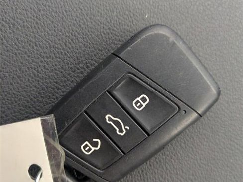 Certified 2025 Volkswagen Taos S image 29