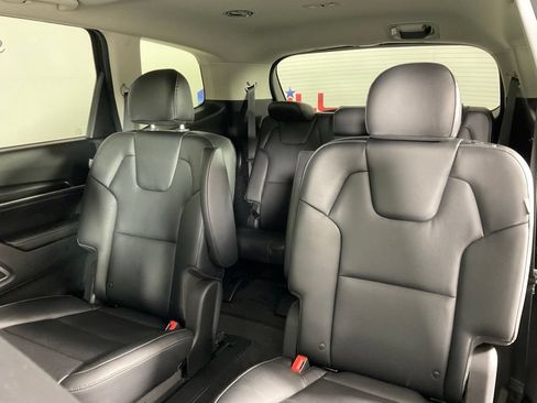Used 2024 Kia Telluride S w/ S Sunroof Package FWD image 16