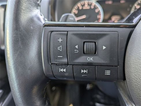 Used 2023 Nissan Pathfinder SL image 17