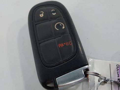 Used 2021 Jeep Cherokee Latitude Plus image 47