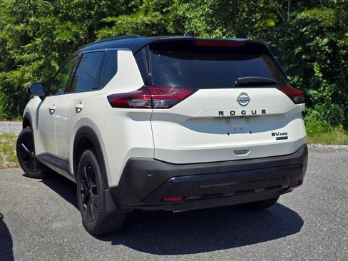 Used 2023 Nissan Rogue SV w/ SV Premium B Package AWD/4WD image 13