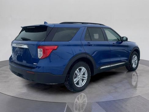 Used 2020 Ford Explorer XLT w/ Comfort Package image 6