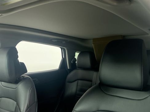 Certified 2025 Kia Sportage SX FWD image 20
