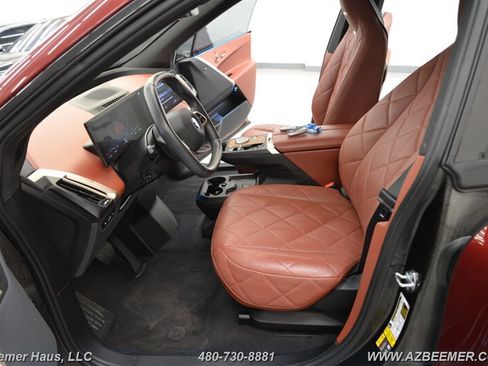 Used 2023 BMW iX xDrive50 w/ Premium Package AWD/4WD image 14