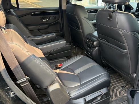 Used 2023 Honda Pilot EX-L image 5