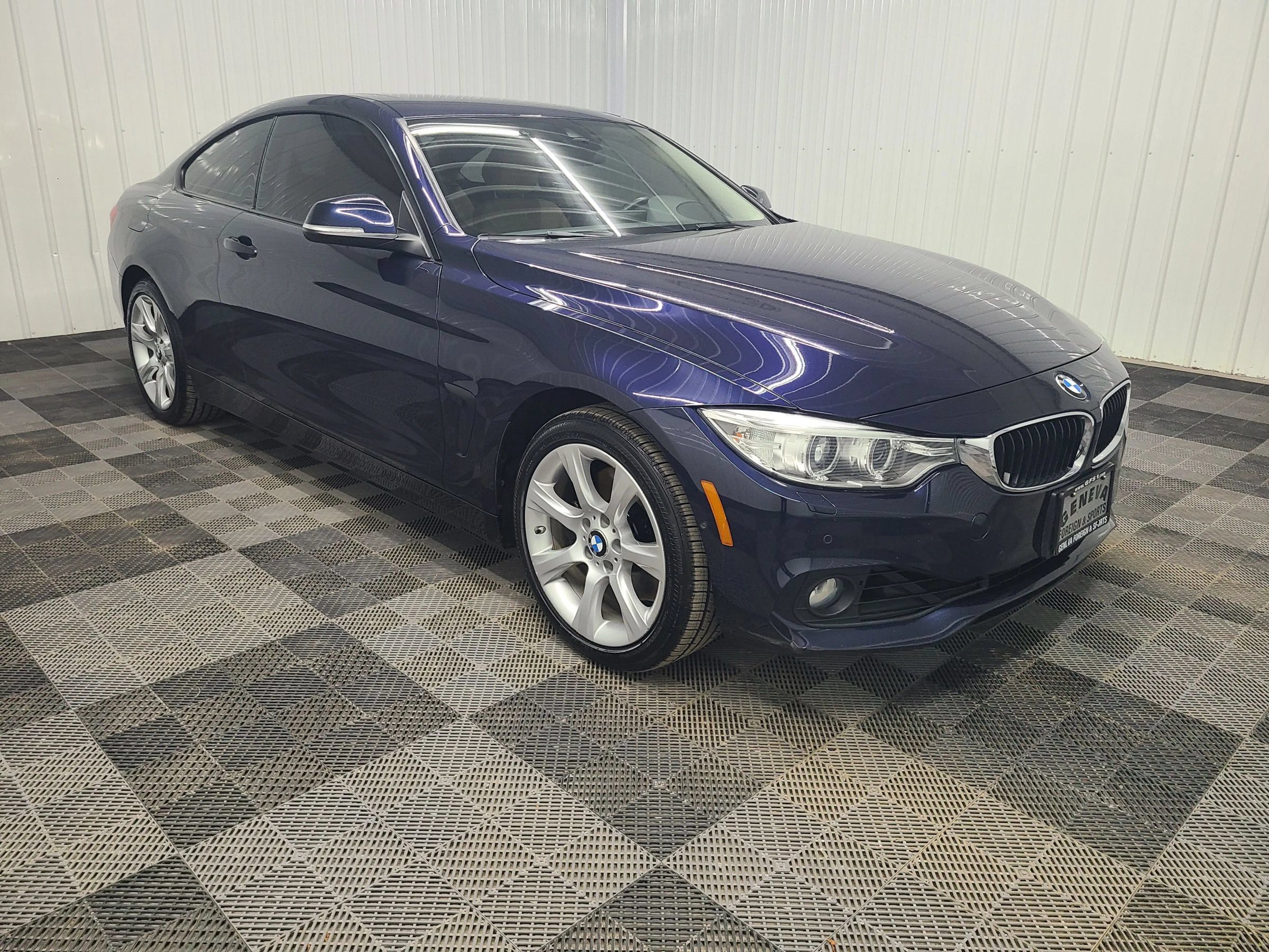 Used 2014 BMW 435i xDrive Coupe AWD/4WD image 4