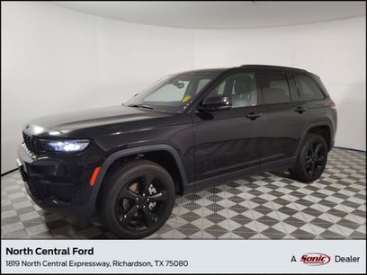 Used 2023 Jeep Grand Cherokee Altitude
