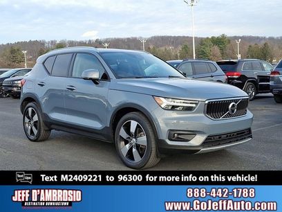 Used 2021 Volvo XC40 T5 Momentum w/ Protection Package Premier