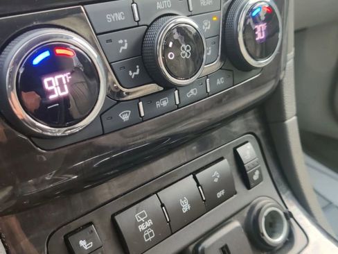 Used 2016 Buick Enclave Leather image 23