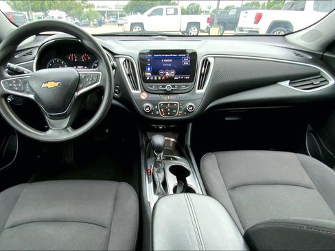 Used 2024 Chevrolet Malibu LT FWD image 15