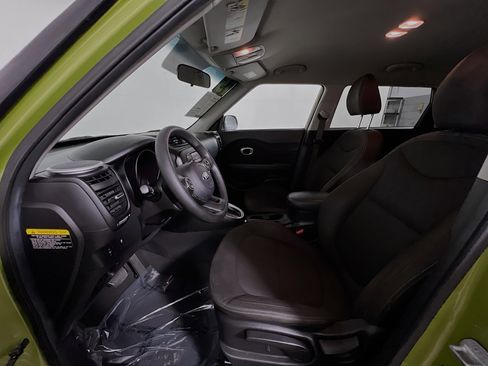 Used 2015 Kia Soul image 14