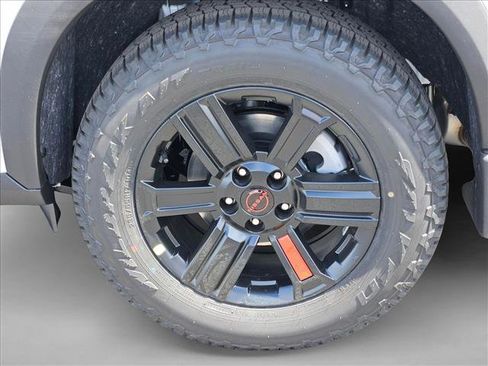 Used 2025 Nissan Rogue SV w/ Rock Creek Premium Package image 9