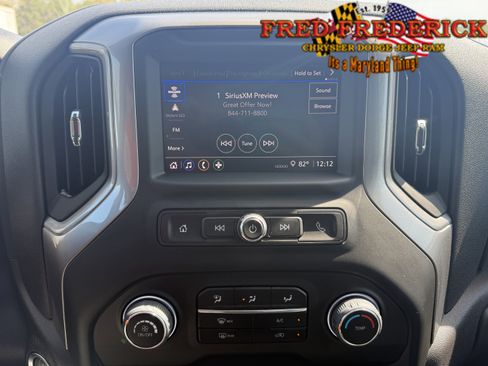 Used 2024 Chevrolet Silverado 1500 Custom Trail Boss w/ Turbomax Blackout Package image 12