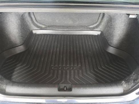 Used 2017 Honda Civic EX-T image 5