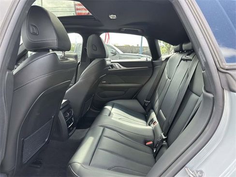 Used 2022 BMW 430i Gran Coupe w/ M Sport Package image 10