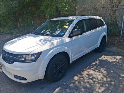 Used 2020 Dodge Journey SE w/ SE Popular Equipment Group