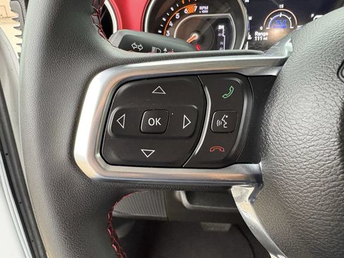Used 2023 Jeep Wrangler Unlimited Rubicon AWD/4WD image 16
