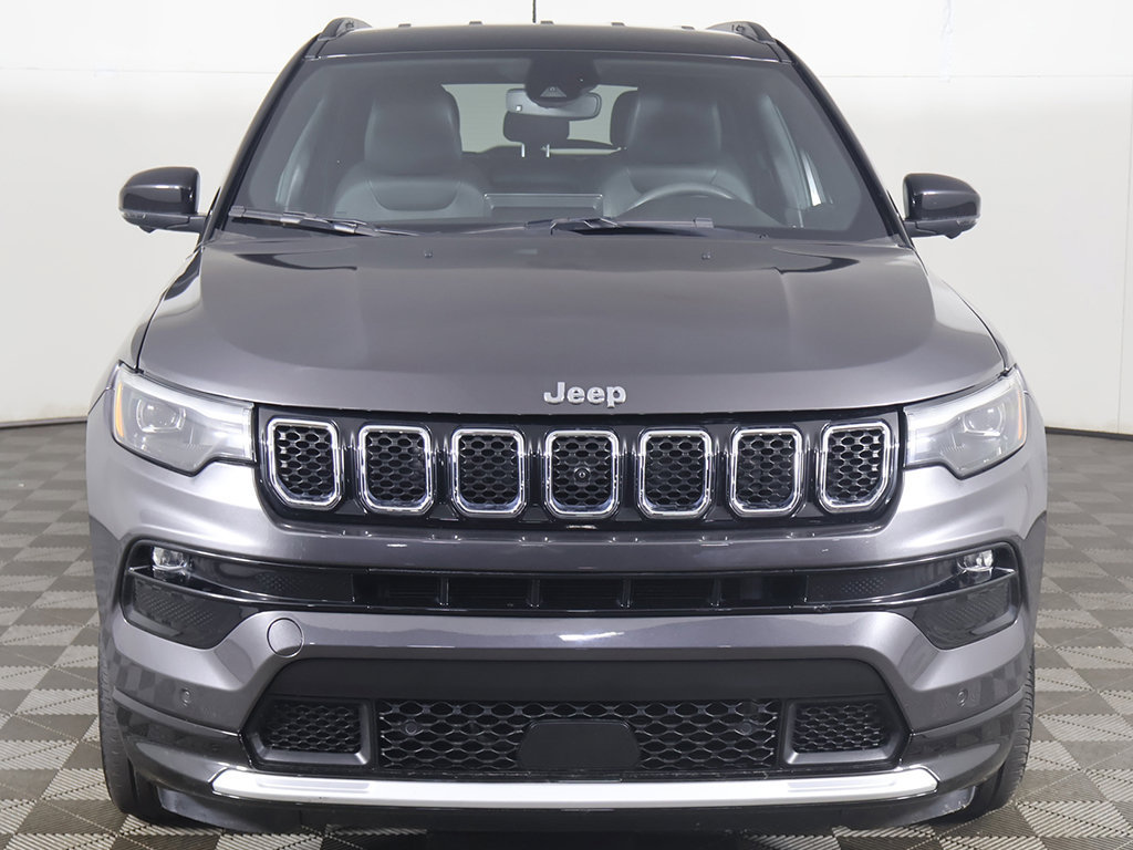 Used 2024 Jeep Compass Limited w/ Elite Group AWD/4WD image 13