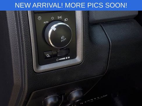Used 2017 RAM 1500 Express w/ Black Ram 1500 Express Group image 9