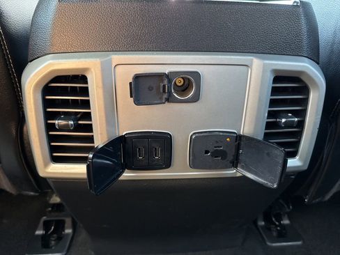 Used 2019 Ford F150 Lariat image 52