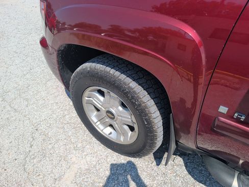 Used 2008 Chevrolet Avalanche LT w/ LT Preferred Equipment Group AWD/4WD image 16