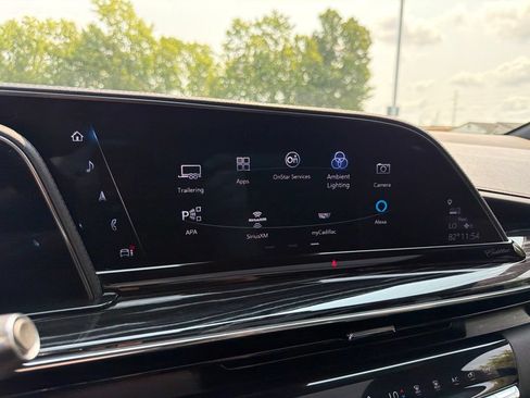 Used 2022 Cadillac Escalade ESV Sport AWD/4WD image 33