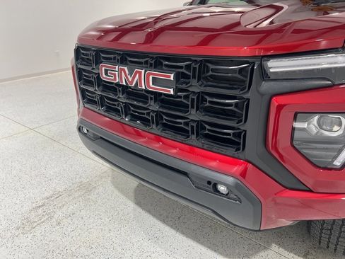 Used 2024 GMC Canyon Elevation w/ Convenience Package image 27