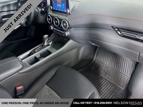 Certified 2025 Nissan Sentra SR image 26