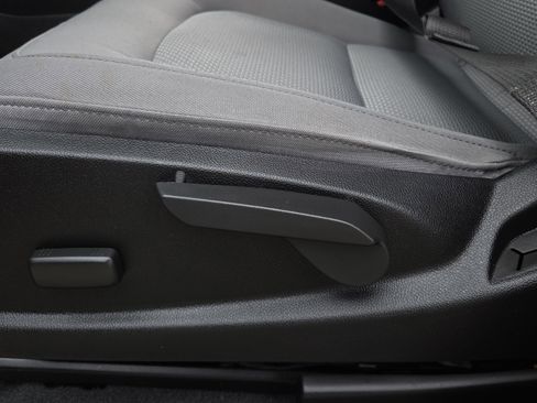 Used 2019 Chevrolet Colorado W/T w/ WT Convenience Package image 10