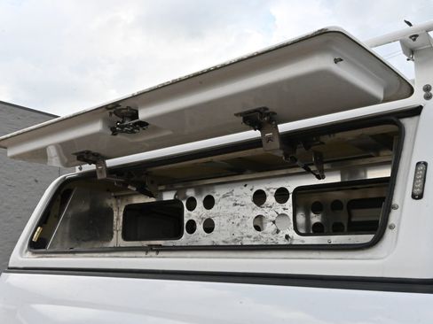 Used 2019 Chevrolet Silverado 2500 W/T AWD/4WD image 11