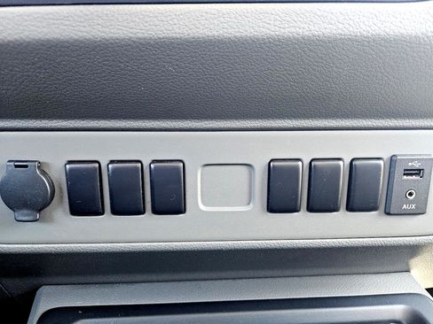 Used 2019 Nissan NV 1500 S image 34