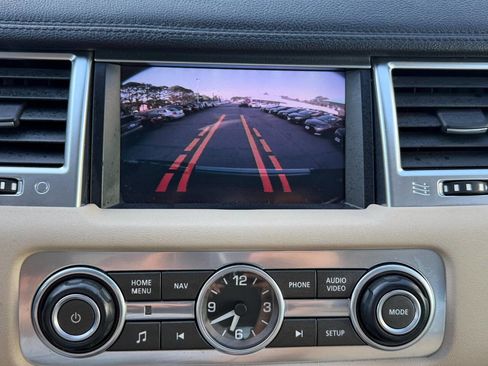 Used 2012 Land Rover Range Rover Sport HSE AWD/4WD image 22