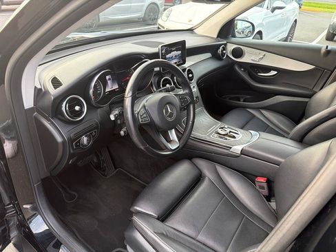 Used 2019 Mercedes-Benz GLC 300 image 13