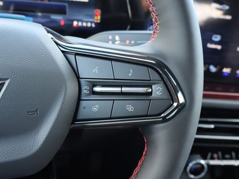 New 2026 Chevrolet Traverse RS image 9