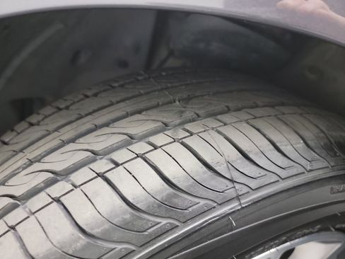 Used 2020 Acura TLX w/ Technology Package image 31