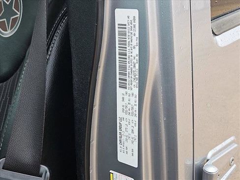 Used 2014 Jeep Wrangler Freedom Edition image 21