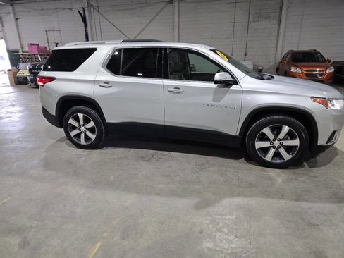 Used 2018 Chevrolet Traverse LT AWD/4WD image 16