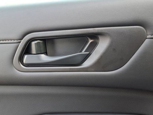 New 2026 Nissan Pathfinder SV image 16