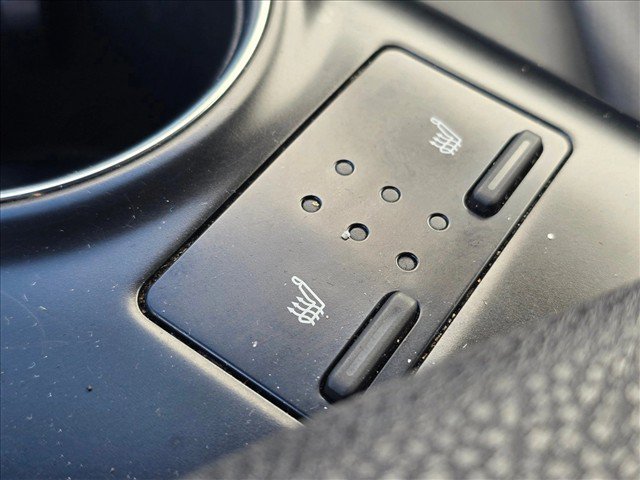 Used 2010 Toyota Camry XLE FWD image 30