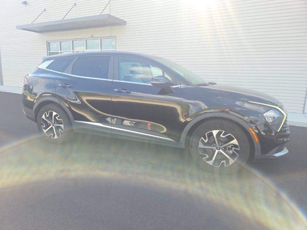 Used 2023 Kia Sportage EX FWD image 9