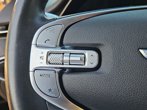 Used 2022 Genesis GV70 2.5T image 25